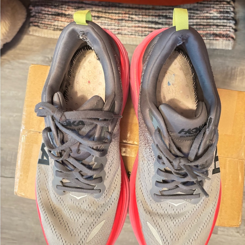Hoka Women's Bondi 8 Gray And Pink Women's Size 10B. No insoles - Picture 3 of 7